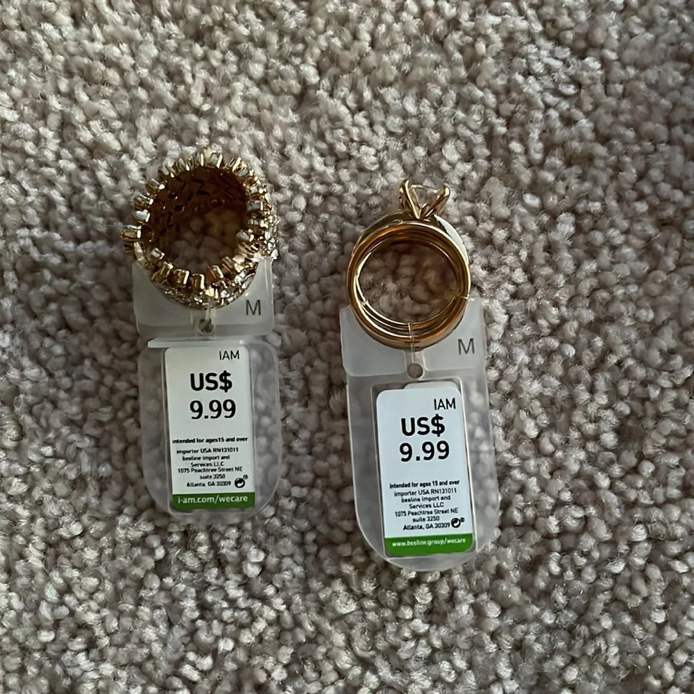 Two beautiful fashion rings for the price of one ❤️